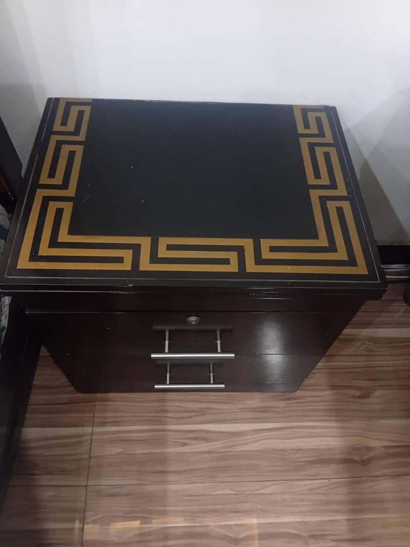 Bed set with 2 side tables with matras 3