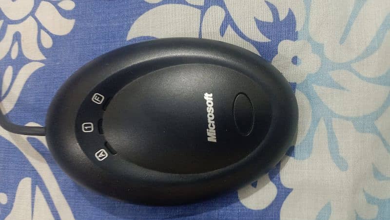 Microsoft Wireless mouse and keyboard 4