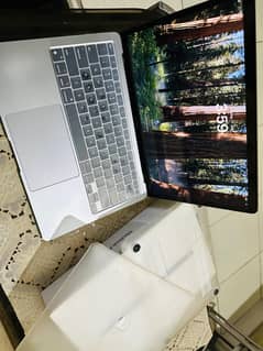MacBook
