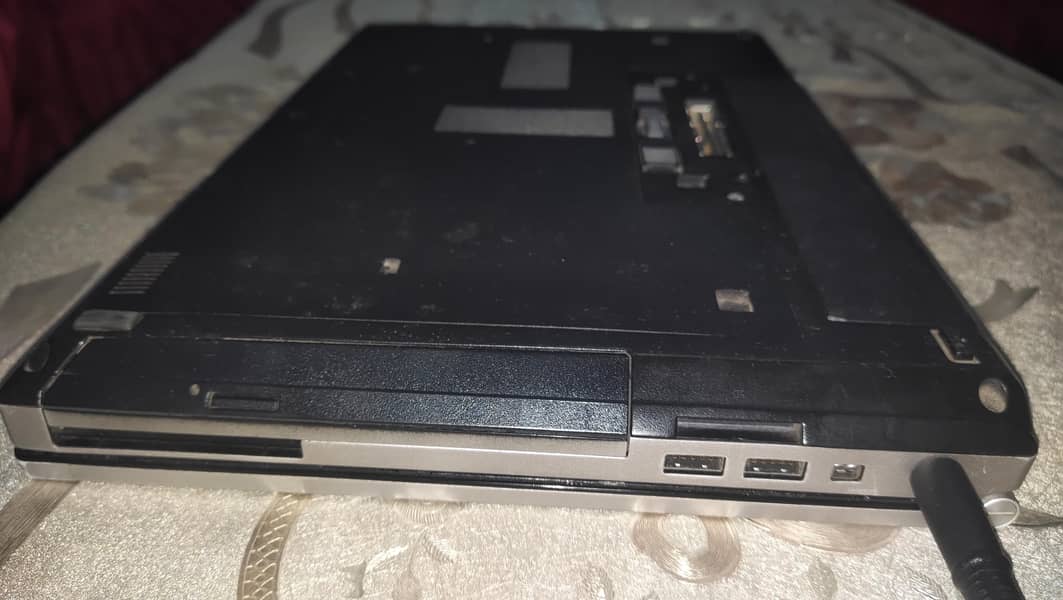 Desktop -61HDFJS.  core i5  03  02 40 59 815 3