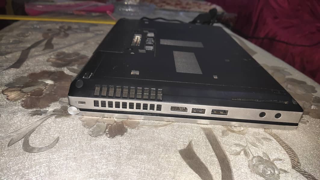 Desktop -61HDFJS.  core i5  03  02 40 59 815 4