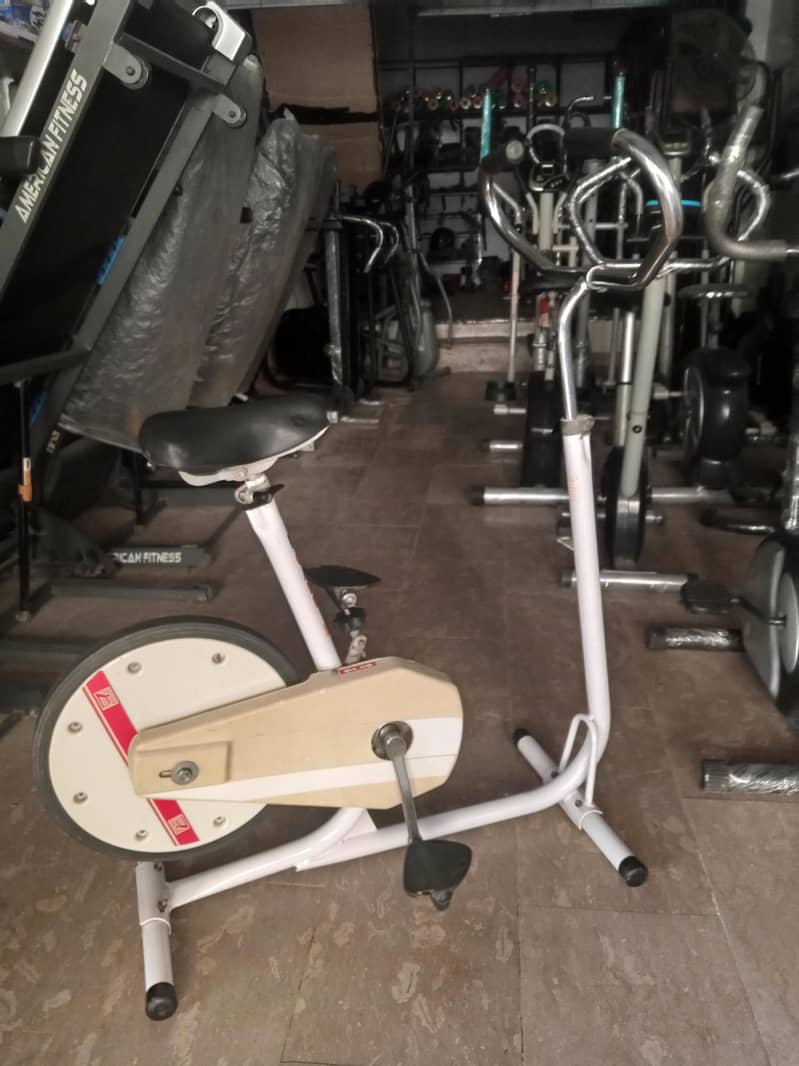 Exercise bike (cycle) 0