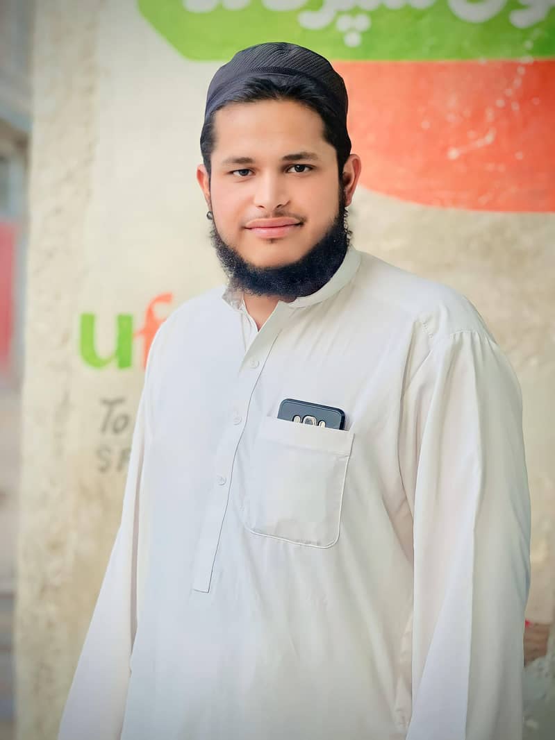 پارٹ ٹائم 1 سے 10 بجے تک کام کی ضرورت ھے 0