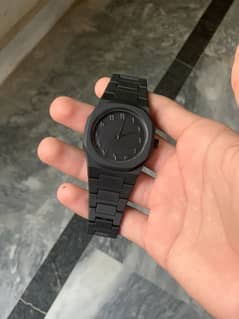 Black aura watch