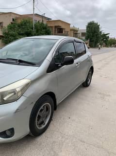 vitz 2011