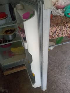 DAWLANCE Fridge Reasonable price