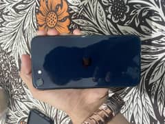 Selling iphone se 2022 3rd gen