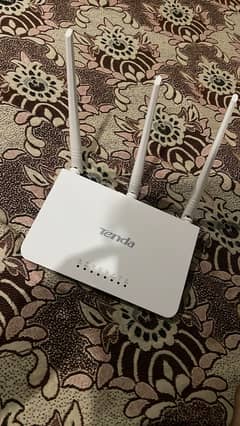 Rs. 3600 wifi router