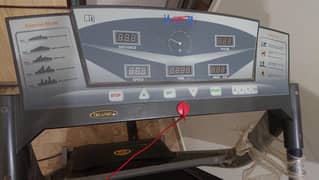 lazer fitness 8610B running machine