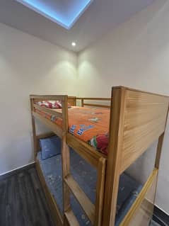 Bunker bed