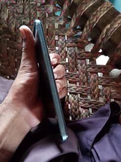 vivo y 17s pta approved  6gb 128gb only mobile and 10 wat charger