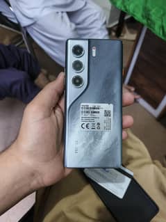 camon 40 pro