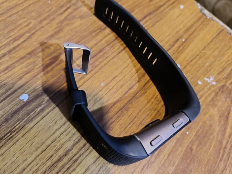 Fitbit Surge 6