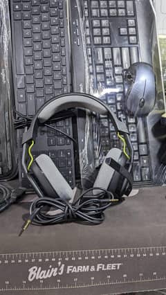 Astro A10