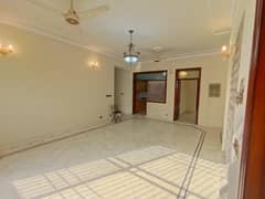 1 KANAL UPPER PORTION FOR RENT IN DHA PHASE 3
