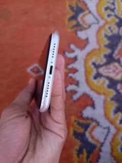 IPHONES