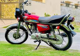 Honda 125 CG 2018 model for urgent sale