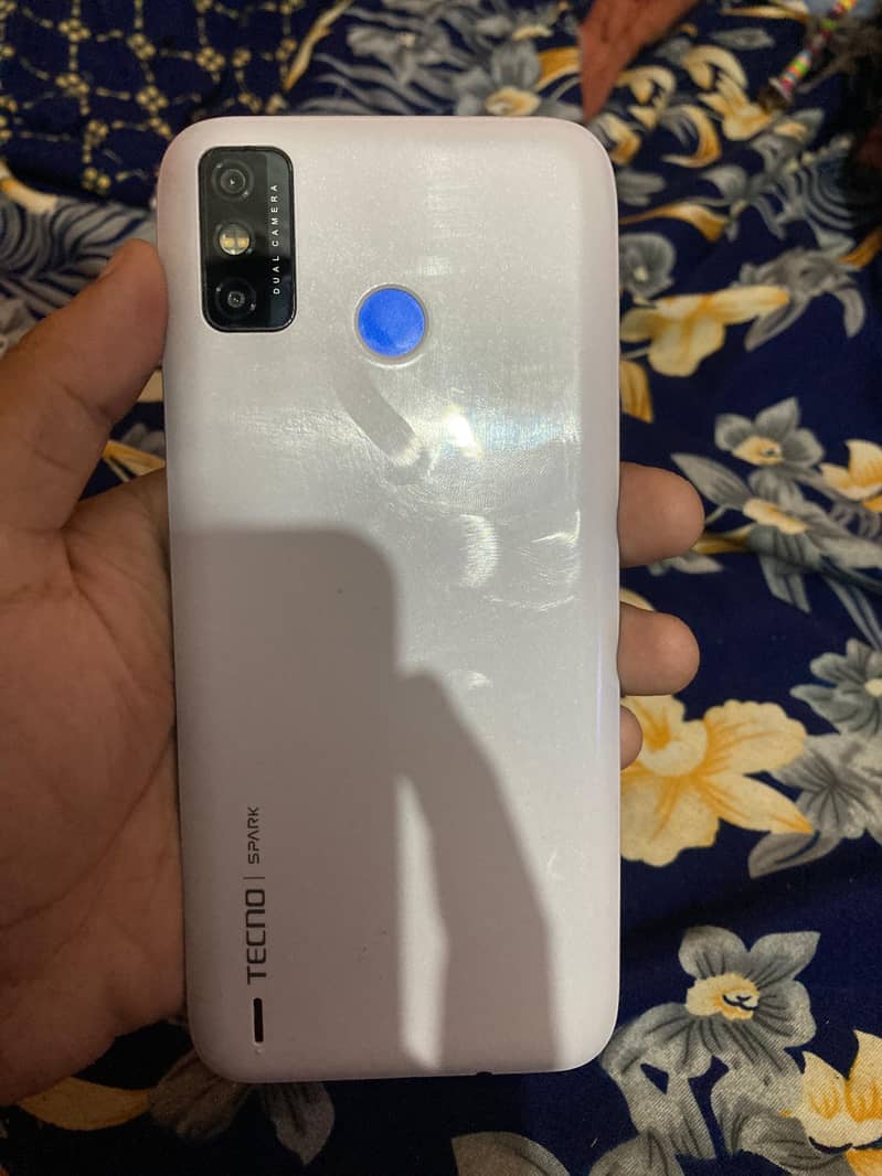techno spark go 6 4 64  LCD dot  exchange possible 0