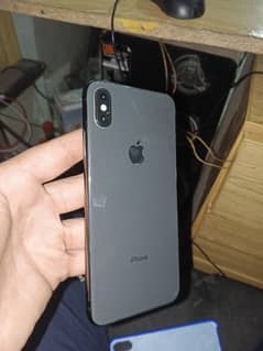 iphone xs max pta aprov  64gb with box