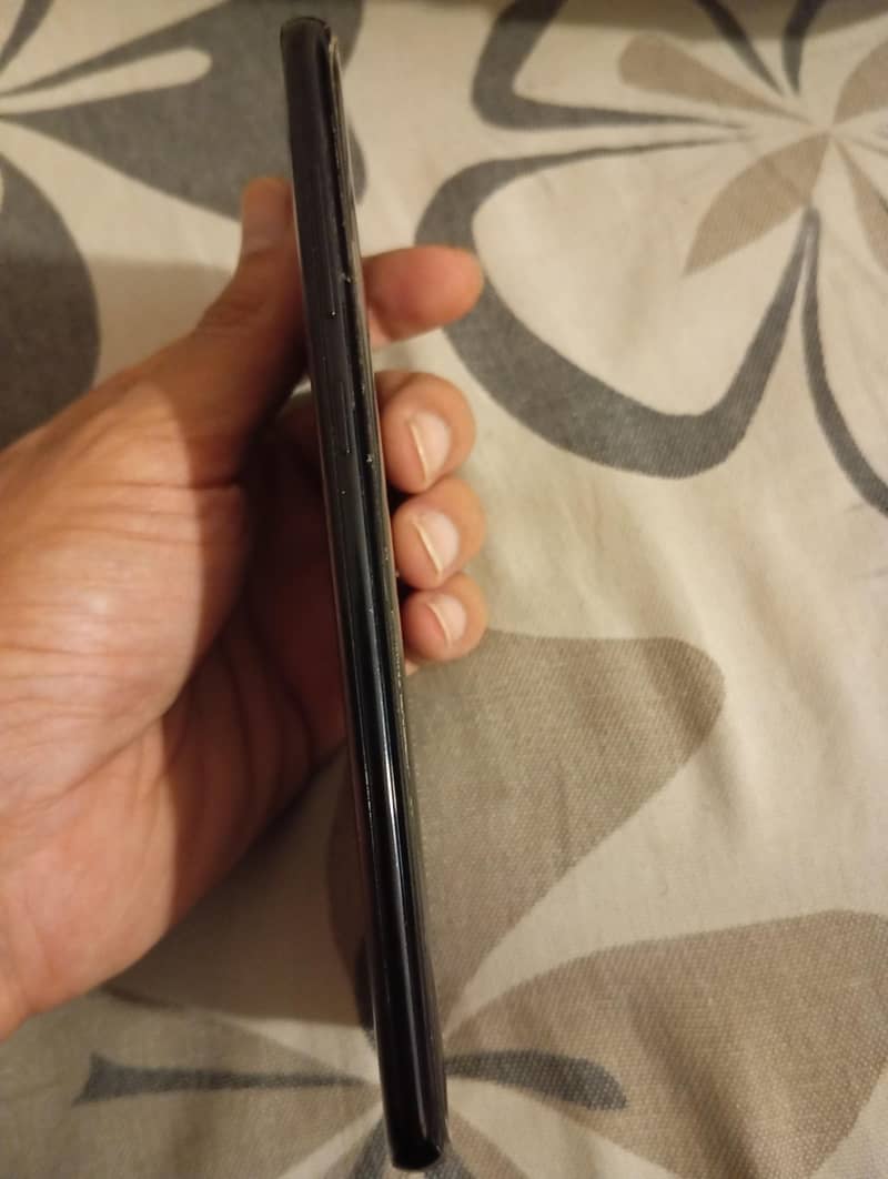 S8 plus 4/64 One Hand use almost look new 10/10 3