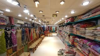 Macca Center : Shop For Sale 1000 Sq. Ft Mezzanine Floor Main Jama Cloth Market M. A. Jinnah Road