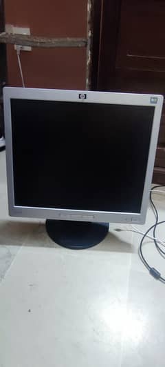 Hp monitor 17inch for office use / CCTV