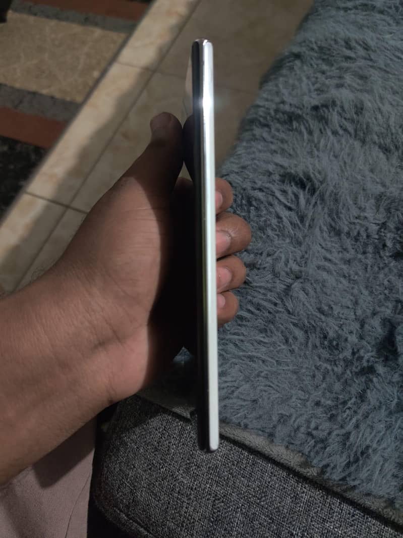 Note 10+ In Unique White Color 3