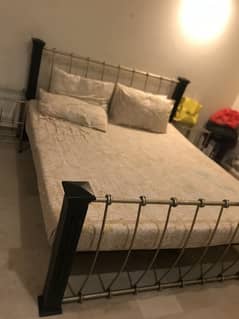 King size bed pure metal and wood