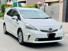 Toyota Prius alpha hybrid for urgent sale model 13/17
