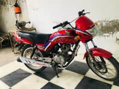 Honda CG 125 Deluxe 2012