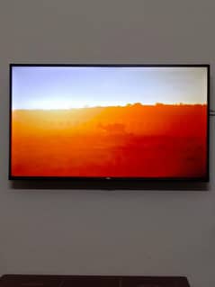 TCL 43 inch LCD in Best Condition with Original Remote