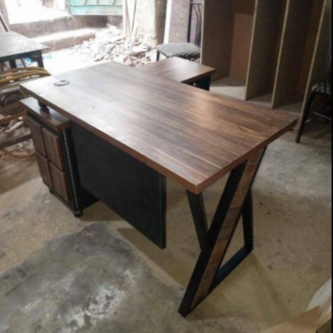 Exclusive table /Gaming table /Computer table /Study table 5