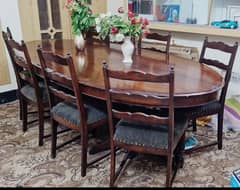 Dining table of pure wood