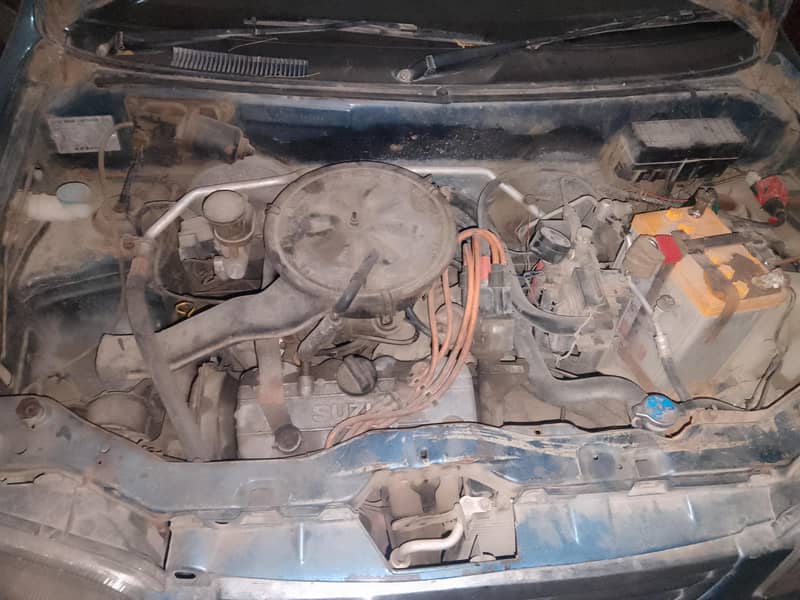 Good and running condition log root car 4