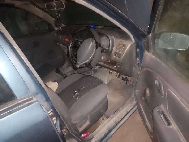Good and running condition log root car 5