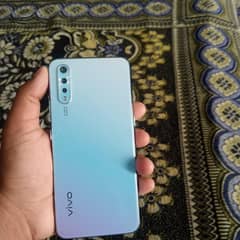 Vivo S1