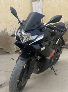 Suzuki gsxr 400cc