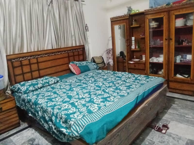 bed with side 2 table  and dressing table sofa 5 seater kichten wardro 0