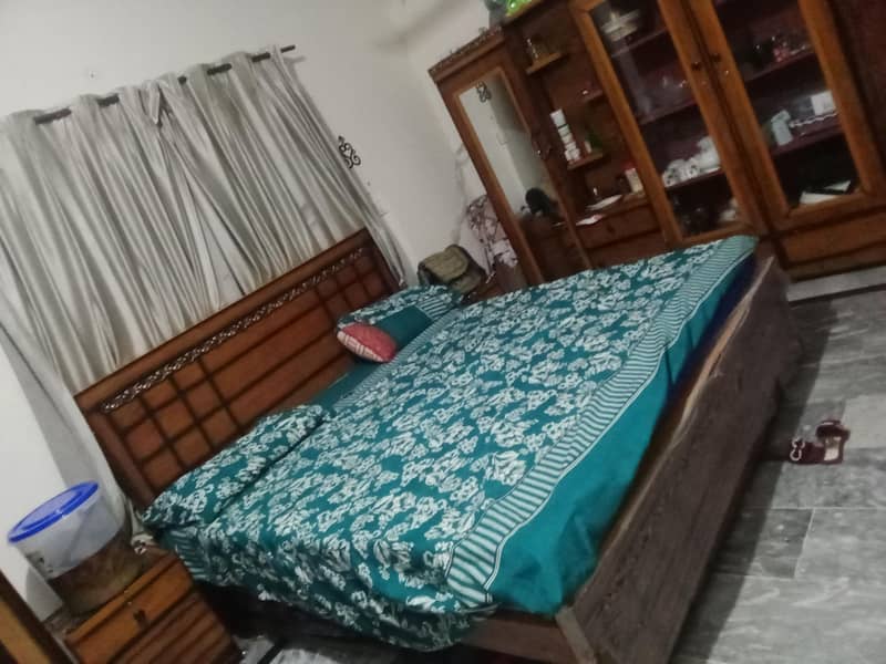 bed with side 2 table  and dressing table sofa 5 seater kichten wardro 1