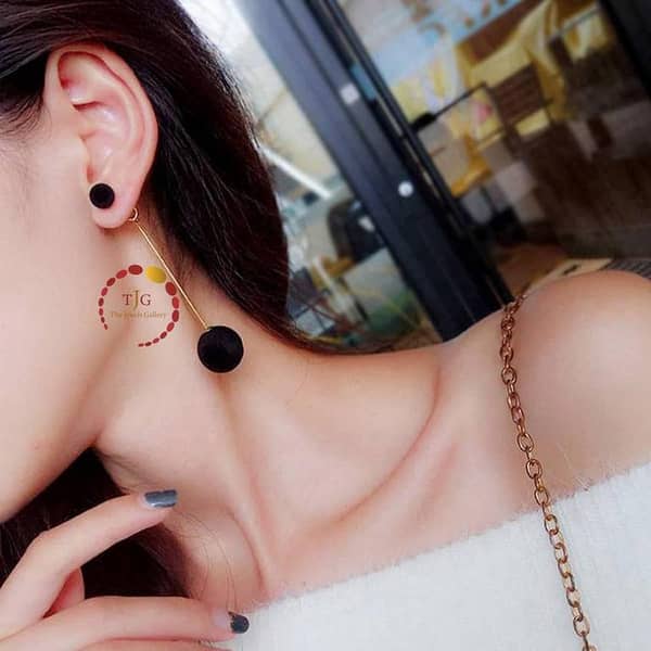 The Jewels Gallery Women's White Pompom Dangle Earrings with Artificial Hair Balls
