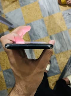 7 plus 32gb non paid