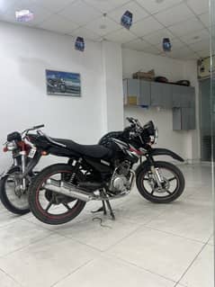 Ybr G 16 model antek byic aik rupa ka bhi kam nahi ha new battery