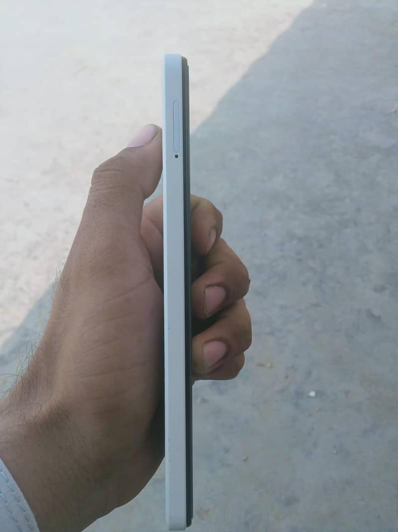 Infinix smart 7 4 64  box charger available no fault 5