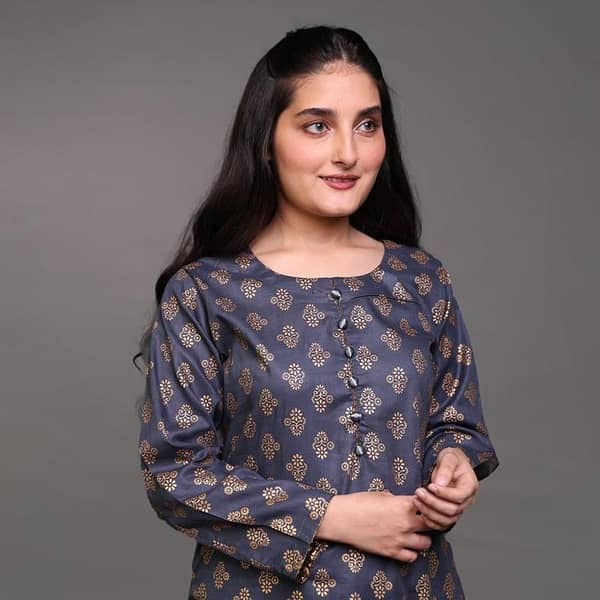 Women’s Unstitched Lawn 2-Piece Suit in Ghazi Fabric