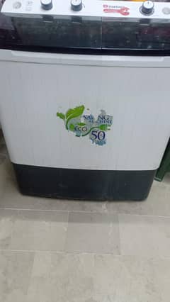dawlance washing machine full size good condition
