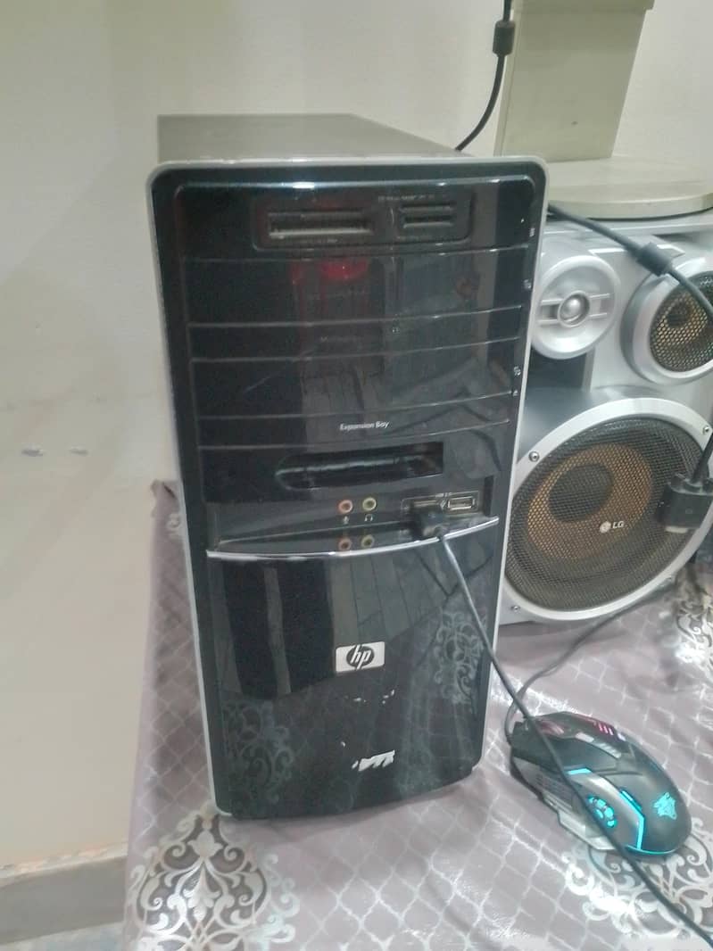 i5 4th generation 1GB Graphics card  WITH LCD 5