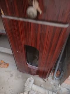 Office table wooden in working condition
