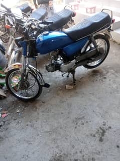 Honda 70 bike 1990. model bilkul new hai tayar krwaye ha original book