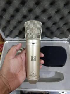B2 pro Behringer mic