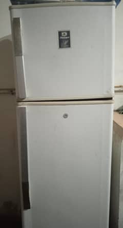 Dawlance fridge body issue compressor ok hai
